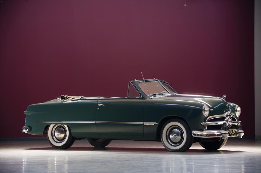  Ford Custom Convertible 1949 года  (фото 8 из 8)